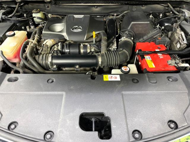 ＮＸ ＮＸ２００ｔ　Ｆスポーツ　４ＷＤ　ターボ　ムーンルーフ　サイドカメラ　バックカメラ　禁煙車　電動リアゲート　ステアリングヒーター　コーナーセンサー　レザーシート　シートエアコン＆ヒーター　ドラレコ　コーナーセンサー（19枚目）