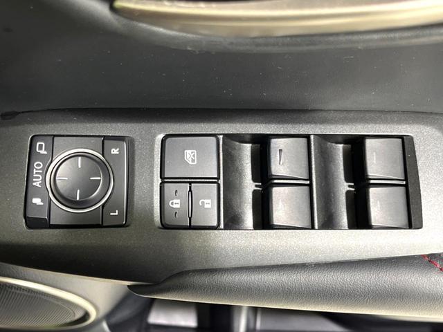 ＮＸ ＮＸ２００ｔ　Ｆスポーツ　４ＷＤ　ターボ　ムーンルーフ　サイドカメラ　バックカメラ　禁煙車　電動リアゲート　ステアリングヒーター　コーナーセンサー　レザーシート　シートエアコン＆ヒーター　ドラレコ　コーナーセンサー（57枚目）