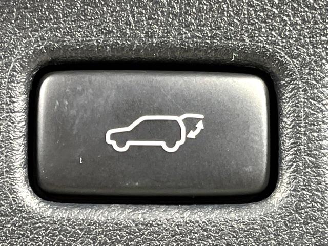 ＮＸ ＮＸ２００ｔ　Ｆスポーツ　４ＷＤ　ターボ　ムーンルーフ　サイドカメラ　バックカメラ　禁煙車　電動リアゲート　ステアリングヒーター　コーナーセンサー　レザーシート　シートエアコン＆ヒーター　ドラレコ　コーナーセンサー（61枚目）