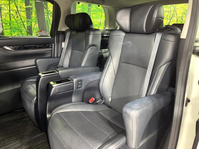 ヴェルファイア 2.5Z Gエディション 10インチ純正ナビ 両側電動ドア 寒冷地仕様 前席シートエアコン キャプテンシート ステアリングヒーター 電動リアゲート バックカメラ 衝突軽減 パワーシート 禁煙車 100V電源 サンシェード(54枚目)