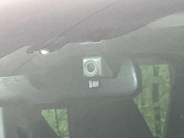 ヴェルファイア 2.5Z Gエディション 10インチ純正ナビ 両側電動ドア 寒冷地仕様 前席シートエアコン キャプテンシート ステアリングヒーター 電動リアゲート バックカメラ 衝突軽減 パワーシート 禁煙車 100V電源 サンシェード(65枚目)