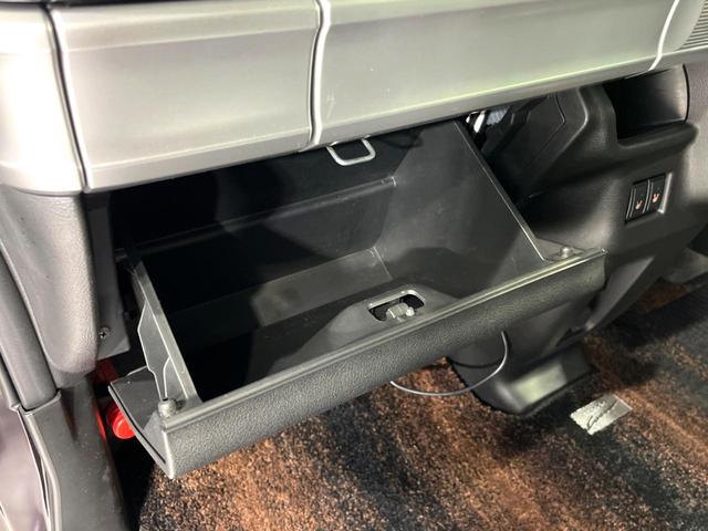 スペーシアカスタム ハイブリッドＸＳターボ　４ＷＤ　ターボ　ＳＤナビ　両側電動ドア　バックカメラ　寒冷地仕様　衝突軽減　禁煙車　ハーフレザーシート　ドラレコ　コーナーセンサー　シートヒーター　ＬＥＤヘッド　ＥＴＣ　クルコン　スマートキー（38枚目）