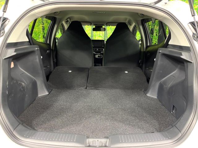 アクア X 4WD 純正DA バックカメラ 衝突軽減 レーダークルーズ スマートキー LEDヘッド ETC オートハイビーム 車線逸脱警報 オートライト オートエアコン ステアリングスイッチ AC100V電源(11枚目)