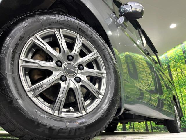 【１５インチアルミホイール】外観にマッチしたアルミホイールを装着しております。各種アルミホイールや、スタッドレスタイヤも取扱いしております。是非ご相談ください♪