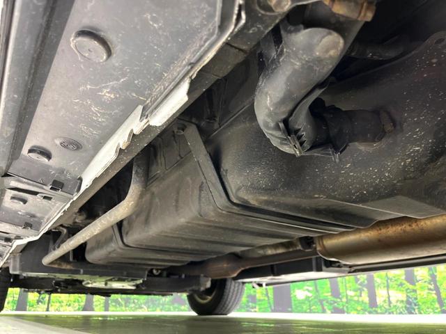 ヴォクシー ハイブリッドS-Z 4WD 純正10型ナビ モデリスタエアロ トヨタチームメイト 全周囲カメラ 寒冷地仕様 両側電動ドア BSM ステアリングヒーター ドラレコ 100V電源 シートヒーター 電動リアゲート 衝突軽減(24枚目)