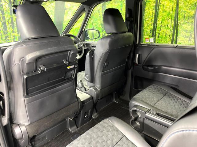 ヴォクシー ハイブリッドS-Z 4WD 純正10型ナビ モデリスタエアロ トヨタチームメイト 全周囲カメラ 寒冷地仕様 両側電動ドア BSM ステアリングヒーター ドラレコ 100V電源 シートヒーター 電動リアゲート 衝突軽減(68枚目)