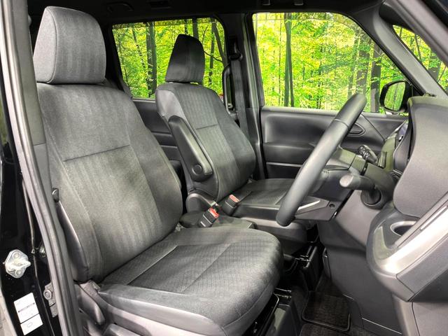 ヴォクシー ハイブリッドＳ－Ｇ　４ＷＤ　純正ＤＡ　両側電動ドア　バックカメラ　寒冷地仕様　ＪＢＬサウンド　衝突軽減　レーダークルーズ　禁煙車　ドラレコ　コーナーセンサー　ＬＥＤヘッド　ＥＴＣ　純正１６インチＡＷ　リアオートエアコン（9枚目）