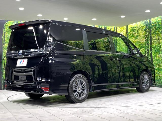 ヴォクシー ハイブリッドＳ－Ｇ　４ＷＤ　純正ＤＡ　両側電動ドア　バックカメラ　寒冷地仕様　ＪＢＬサウンド　衝突軽減　レーダークルーズ　禁煙車　ドラレコ　コーナーセンサー　ＬＥＤヘッド　ＥＴＣ　純正１６インチＡＷ　リアオートエアコン（19枚目）