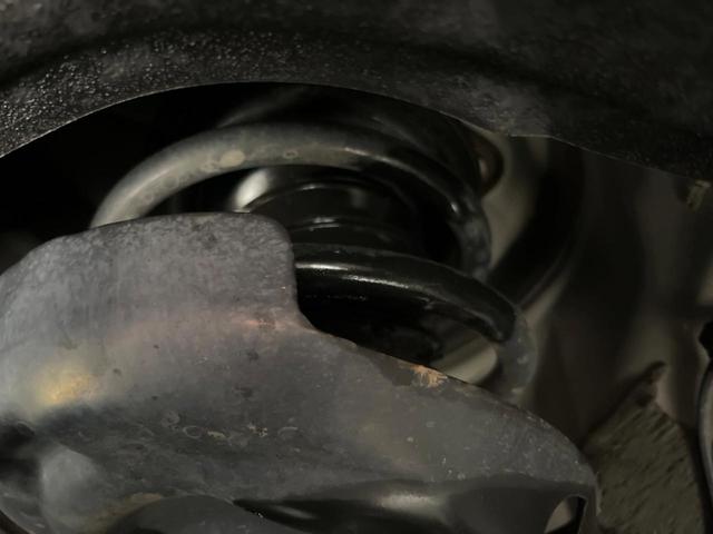 ヴォクシー ハイブリッドＳ－Ｇ　４ＷＤ　純正ＤＡ　両側電動ドア　バックカメラ　寒冷地仕様　ＪＢＬサウンド　衝突軽減　レーダークルーズ　禁煙車　ドラレコ　コーナーセンサー　ＬＥＤヘッド　ＥＴＣ　純正１６インチＡＷ　リアオートエアコン（22枚目）