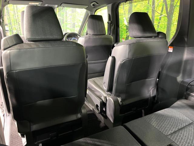 ヴォクシー ハイブリッドＳ－Ｇ　４ＷＤ　純正ＤＡ　両側電動ドア　バックカメラ　寒冷地仕様　ＪＢＬサウンド　衝突軽減　レーダークルーズ　禁煙車　ドラレコ　コーナーセンサー　ＬＥＤヘッド　ＥＴＣ　純正１６インチＡＷ　リアオートエアコン（47枚目）