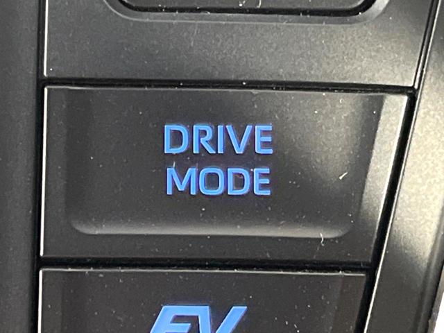 ヴォクシー ハイブリッドＳ－Ｇ　４ＷＤ　純正ＤＡ　両側電動ドア　バックカメラ　寒冷地仕様　ＪＢＬサウンド　衝突軽減　レーダークルーズ　禁煙車　ドラレコ　コーナーセンサー　ＬＥＤヘッド　ＥＴＣ　純正１６インチＡＷ　リアオートエアコン（68枚目）