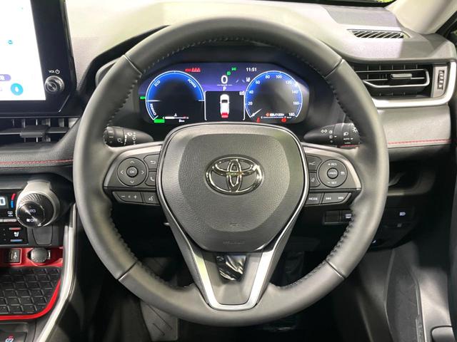 RAV4 ハイブリッドアドベンチャー オフロードパッケージII 4WD 登録済未使用車 純正DA バックカメラ 寒冷地仕様 衝突軽減 レーダークルーズ シートエアコン パワーシート コーナーセンサー BSM LEDヘッド ルーフレール ETC ステアリングヒーター(12枚目)