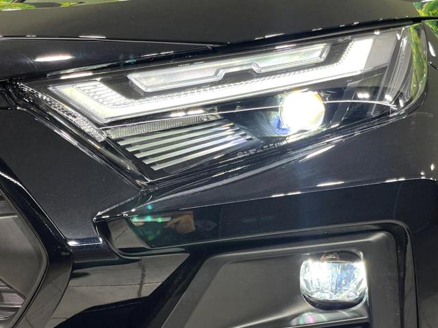 RAV4 ハイブリッドアドベンチャー オフロードパッケージII 4WD 登録済未使用車 純正DA バックカメラ 寒冷地仕様 衝突軽減 レーダークルーズ シートエアコン パワーシート コーナーセンサー BSM LEDヘッド ルーフレール ETC ステアリングヒーター(13枚目)