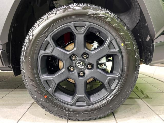 RAV4 ハイブリッドアドベンチャー オフロードパッケージII 4WD 登録済未使用車 純正DA バックカメラ 寒冷地仕様 衝突軽減 レーダークルーズ シートエアコン パワーシート コーナーセンサー BSM LEDヘッド ルーフレール ETC ステアリングヒーター(25枚目)