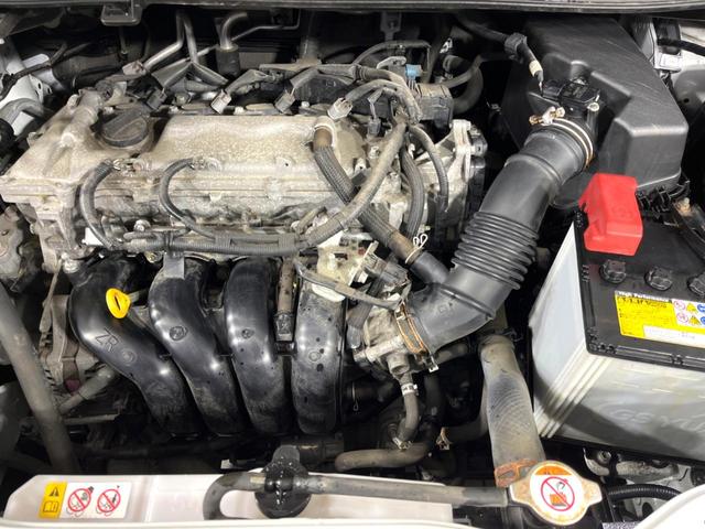 ヴォクシー ＺＳ　煌　４ＷＤ　純正ＳＤナビ　両側電動ドア　バックカメラ　寒冷地仕様　衝突軽減　禁煙車　ドラレコ　ＬＥＤヘッド　ＥＴＣ　クルコン　オートハイビーム　車線逸脱警報　リアオートエアコン　ステアリングスイッチ（20枚目）