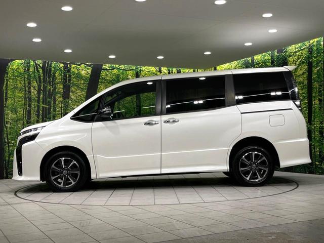 ヴォクシー ＺＳ　煌　４ＷＤ　純正ＳＤナビ　両側電動ドア　バックカメラ　寒冷地仕様　衝突軽減　禁煙車　ドラレコ　ＬＥＤヘッド　ＥＴＣ　クルコン　オートハイビーム　車線逸脱警報　リアオートエアコン　ステアリングスイッチ（59枚目）