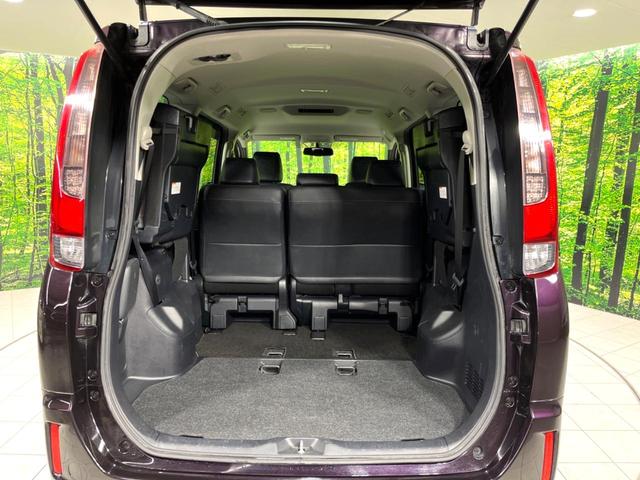 エスクァイア Gi 4WD 純正ナビ 寒冷地仕様 両側電動ドア 禁煙車 バックカメラ ETC クルコン LEDオートライト オートハイビーム シートヒーター 純正15インチAW スマートキー Bluetooth接続(12枚目)