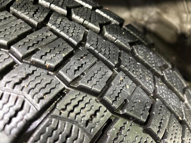 エスクァイア Gi 4WD 純正ナビ 寒冷地仕様 両側電動ドア 禁煙車 バックカメラ ETC クルコン LEDオートライト オートハイビーム シートヒーター 純正15インチAW スマートキー Bluetooth接続(26枚目)