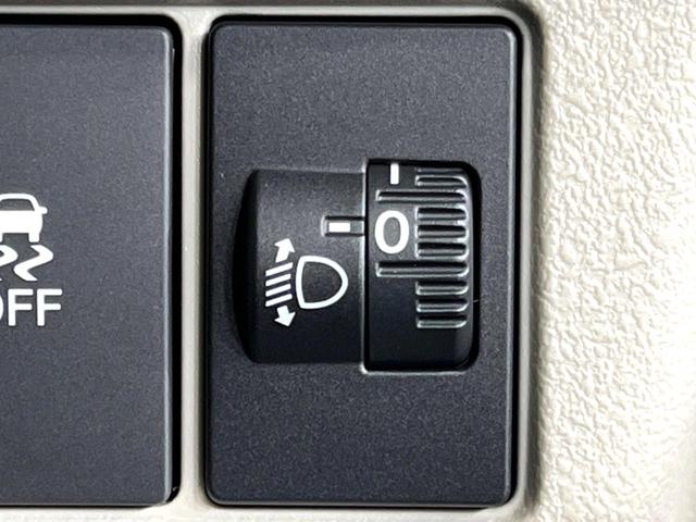 Ｎ－ＢＯＸ ベースグレード　４ＷＤ　届出済未使用車　電動スライドドア　シートヒーター　寒冷地仕様　衝突軽減　レーダークルーズ　禁煙車　コーナーセンサー　ＬＥＤヘッド　オートマチックハイビーム　オートエアコン　スマートキー（39枚目）