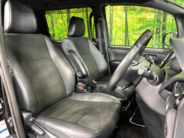 ノア Ｓｉ　ダブルバイビーＩＩＩ　４ＷＤ　ＳＤナビ　バックカメラ　両側電動ドア　寒冷地仕様　衝突軽減　禁煙車　コーナーセンサー　ＬＥＤヘッド　クルコン　ダブルエアコン　フルセグ　純正１６インチＡＷ　オートハイビーム　車線逸脱警報（9枚目）