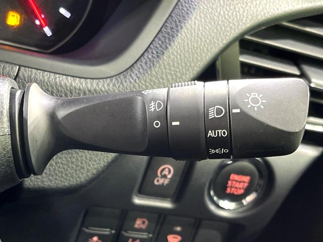 ノア Ｓｉ　ダブルバイビーＩＩＩ　４ＷＤ　ＳＤナビ　バックカメラ　両側電動ドア　寒冷地仕様　衝突軽減　禁煙車　コーナーセンサー　ＬＥＤヘッド　クルコン　ダブルエアコン　フルセグ　純正１６インチＡＷ　オートハイビーム　車線逸脱警報（54枚目）