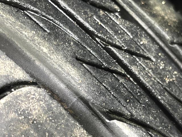 Ｎ－ＢＯＸカスタム Ｇ・Ｌパッケージ　４ＷＤ　ＤＡ　バックカメラ　電動スライドドア　寒冷地仕様　禁煙車　スマートキー　ＨＩＤヘッド　ＥＴＣ　Ｂｌｕｅｔｏｏｔｈ　ＣＤ　ＤＶＤ再生　純正１４インチアルミ　オートライト　オートエアコン（26枚目）