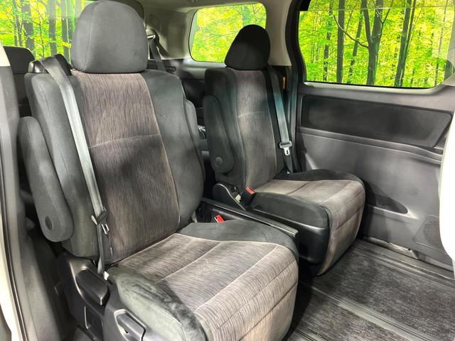 ヴェルファイア ２．４Ｚ　４ＷＤ　純正ナビ　両側電動ドア　バックカメラ　禁煙車　コーナーセンサー　スマートキー　ＨＩＤヘッド　ＥＴＣ　純正１８インチＡＷ　オートライト　デュアルエアコン　リアオートエアコン　Ｂｌｕｅｔｏｏｔｈ（10枚目）