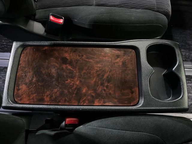 ヴェルファイア ２．４Ｚ　４ＷＤ　純正ナビ　両側電動ドア　バックカメラ　禁煙車　コーナーセンサー　スマートキー　ＨＩＤヘッド　ＥＴＣ　純正１８インチＡＷ　オートライト　デュアルエアコン　リアオートエアコン　Ｂｌｕｅｔｏｏｔｈ（42枚目）