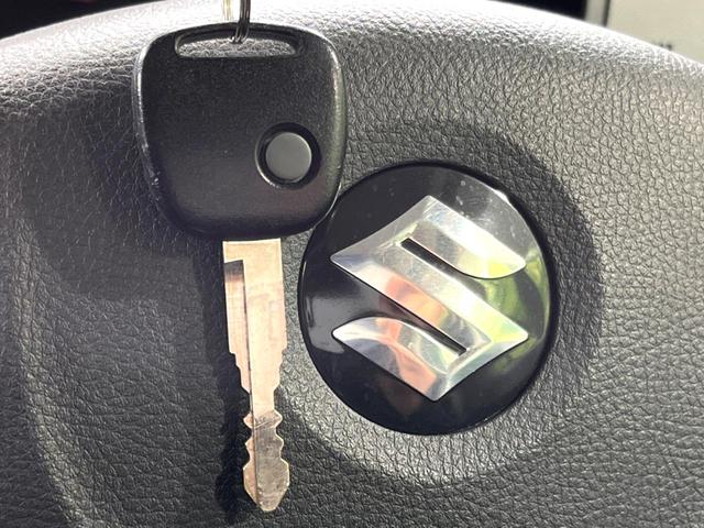 ワゴンＲ ＦＸ　４ＷＤ　シートヒーター　オーディオ　ＣＤ再生　電動格納ドアミラー　ワンオーナー　衝突安全ボディ　盗難防止装置　プライバシーガラス　ドアバイザー　ヒーテッドドアミラー　バニティミラー（5枚目）