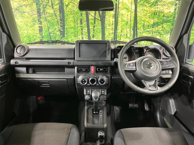 ジムニー ＸＣ　４ＷＤ　届出済未使用車　寒冷地仕様　シートヒーター　衝突軽減　コーナーセンサー　ＬＥＤヘッド　クルコン　純正１６インチＡＷ　ダウンヒルアシスト　ステアリングスイッチ　オートハイビーム　オートライト（3枚目）
