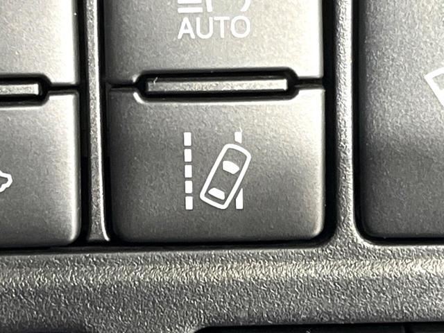 ヴォクシー ＺＳ　煌ＩＩ　４ＷＤ　純正ナビ　後席モニター　寒冷地仕様　両側電動スライド　衝突軽減　車線逸脱警報　オートハイビーム　ＬＥＤヘッド・フォグ　コーナーセンサー　バックカメラ　ＥＴＣ　ドラレコ　ウッドコンビステアリング（37枚目）