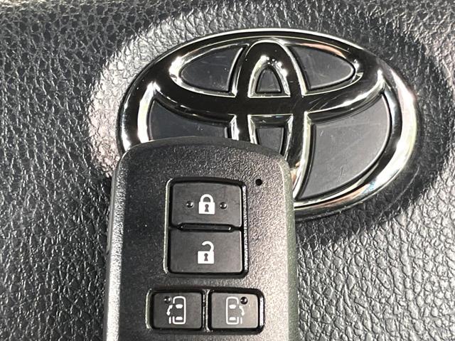 ヴォクシー ＺＳ　煌ＩＩ　４ＷＤ　純正ナビ　後席モニター　寒冷地仕様　両側電動スライド　衝突軽減　車線逸脱警報　オートハイビーム　ＬＥＤヘッド・フォグ　コーナーセンサー　バックカメラ　ＥＴＣ　ドラレコ　ウッドコンビステアリング（48枚目）
