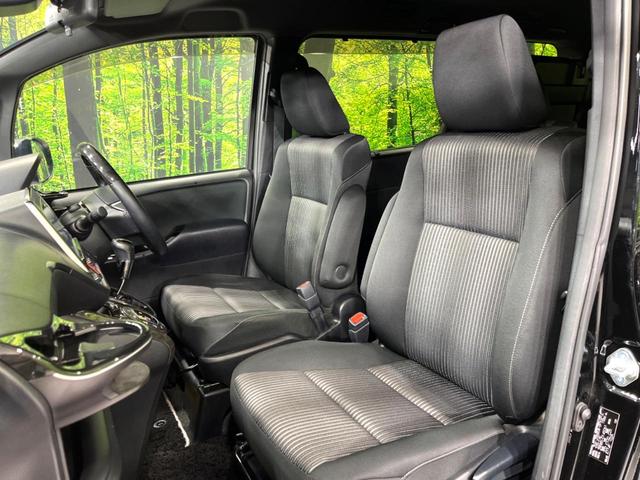 ヴォクシー ＺＳ　煌ＩＩ　４ＷＤ　純正ナビ　後席モニター　寒冷地仕様　両側電動スライド　衝突軽減　車線逸脱警報　オートハイビーム　ＬＥＤヘッド・フォグ　コーナーセンサー　バックカメラ　ＥＴＣ　ドラレコ　ウッドコンビステアリング（50枚目）