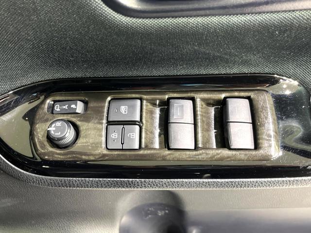 ヴォクシー ＺＳ　煌ＩＩ　４ＷＤ　純正ナビ　後席モニター　寒冷地仕様　両側電動スライド　衝突軽減　車線逸脱警報　オートハイビーム　ＬＥＤヘッド・フォグ　コーナーセンサー　バックカメラ　ＥＴＣ　ドラレコ　ウッドコンビステアリング（68枚目）