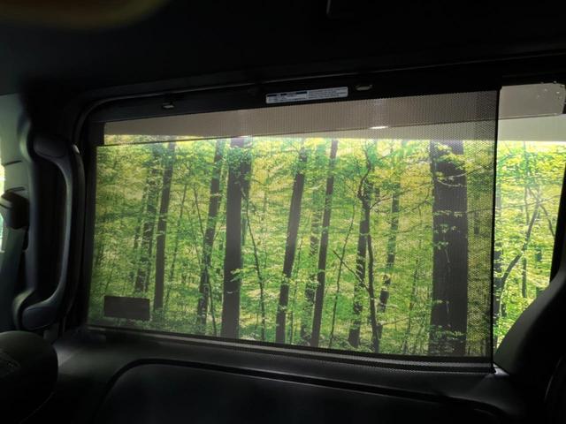 ヴォクシー ＺＳ　煌ＩＩ　４ＷＤ　純正ナビ　後席モニター　寒冷地仕様　両側電動スライド　衝突軽減　車線逸脱警報　オートハイビーム　ＬＥＤヘッド・フォグ　コーナーセンサー　バックカメラ　ＥＴＣ　ドラレコ　ウッドコンビステアリング（69枚目）