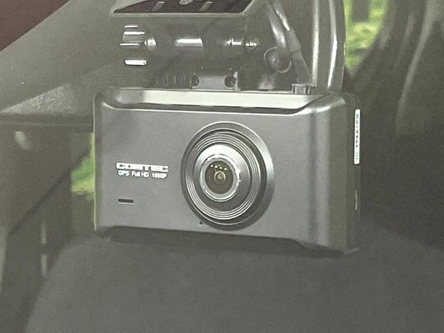 ピクシスエポック Ｘ　ＳＡＩＩＩ　４ＷＤ　純正ナビ　バックカメラ　衝突軽減　禁煙車　ドラレコ　コーナーセンサー　ＬＥＤヘッド　オートハイビーム　オートライト　アイドリングストップ　横滑り防止装置　Ｂｌｕｅｔｏｏｔｈ　ＣＤ／ＤＶＤ再生（7枚目）