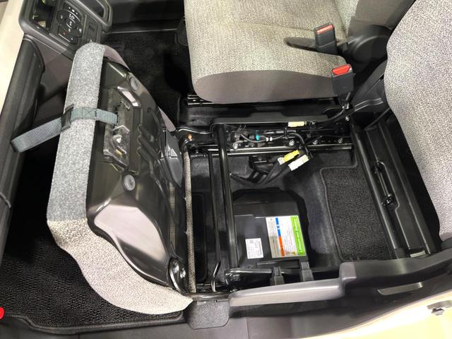 スペーシア ハイブリッドＧ　４ＷＤ　純正ナビ　衝突軽減　禁煙車　ドラレコ　寒冷地仕様　シートヒーター　スライドドア　コーナーセンサー　スマートキー　ＬＥＤヘッド　オートライト　ステアリングスイッチ　アイドリングストップ（49枚目）