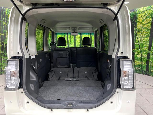 タント カスタムＲＳ　トップエディションＳＡＩＩＩ　４ＷＤ　ターボ　ＳＤナビ　バックカメラ　両側電動ドア　衝突軽減　禁煙車　シートヒーター　コーナーセンサー　ＬＥＤヘッド　寒冷地仕様　オートハイビーム　スマートキー　純正１５インチアルミ　オートライト（11枚目）