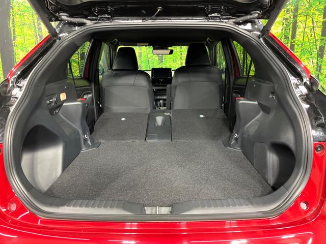 ヤリスクロス ハイブリッドZ 4WD 純正8型DA 全周囲カメラ 寒冷地仕様 衝突軽減 レーダークルーズ 電動リアゲート パワーシート 前席シートヒーター LEDヘッド 禁煙車 ドラレコ 純正18インチAW(11枚目)