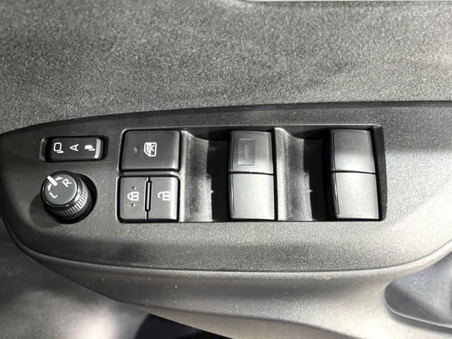 ヤリスクロス ハイブリッドZ 4WD 純正8型DA 全周囲カメラ 寒冷地仕様 衝突軽減 レーダークルーズ 電動リアゲート パワーシート 前席シートヒーター LEDヘッド 禁煙車 ドラレコ 純正18インチAW(74枚目)