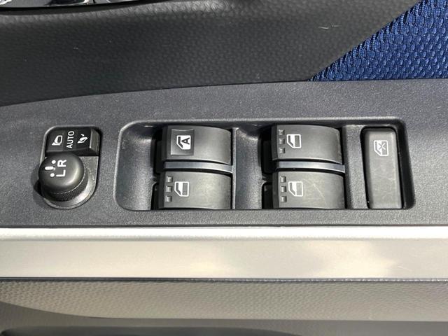 ルーミー カスタムG S 4WD 純正ナビ 両側電動ドア バックカメラ 寒冷地仕様 衝突軽減 禁煙車 シートヒーター コーナーセンサー LEDヘッド ETC クルコン オートライト オートエアコン ステアリングスイッチ(46枚目)