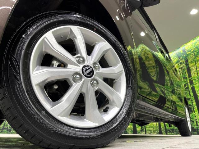 デイズ Ｘ　４ＷＤ　純正ＤＡ　全周囲カメラ　衝突軽減　禁煙車　寒冷地仕様　シートヒーター　ドラレコ　コーナーセンサー　スマートキー　ＬＥＤヘッド　純正１４インチＡＷ　オートハイビーム　車線逸脱警報　オートライト（14枚目）