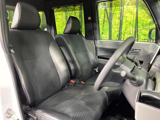 タント カスタムXセレクション 4WD 2トーン 両側電動ドア 純正9型ナビ バックカメラ 衝突軽減 禁煙車 ハーフレザーシート シートヒーター コーナーセンサー LEDヘッド 純正14インチアルミ オートハイビーム(9枚目)