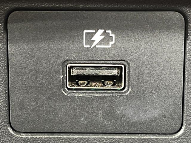 ノート Ｓ　ＦＯＵＲ　４ＷＤ　ＳＤナビ　バックカメラ　寒冷地仕様　衝突軽減　禁煙車　ドラレコ　シートヒーター　ステアリングヒーター　コーナーセンサー　スマートキー　ＥＴＣ　オートハイビーム　オートライト　オートエアコン（48枚目）