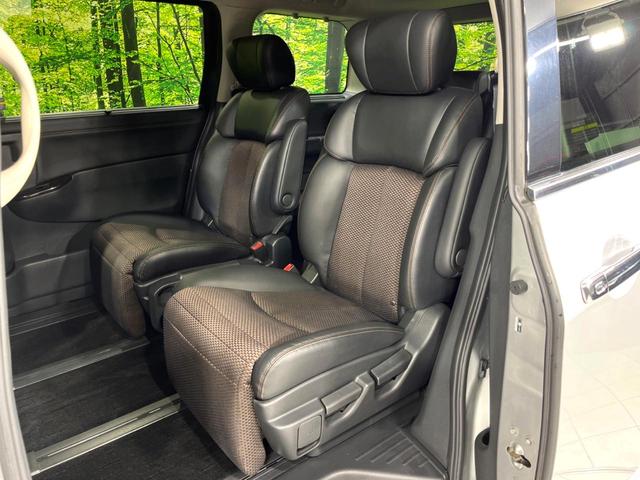 エルグランド 250ハイウェイスター 4WD 両側電動ドア 純正ナビ バックカメラ 衝突軽減 ハーフレザーシート スマートキー HIDヘッド フォグ ETC 純正18インチAW キャプテンシート オットマン オートライト デュアルエアコン(35枚目)