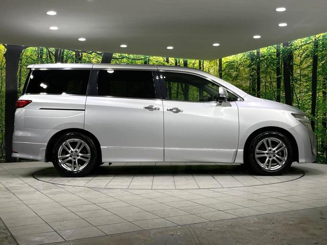 エルグランド 250ハイウェイスター 4WD 両側電動ドア 純正ナビ バックカメラ 衝突軽減 ハーフレザーシート スマートキー HIDヘッド フォグ ETC 純正18インチAW キャプテンシート オットマン オートライト デュアルエアコン(60枚目)