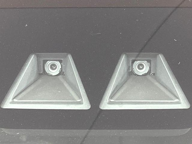 ルーミー カスタムＧ　４ＷＤ　両側電動ドア　ＳＤナビ　バックカメラ　寒冷地仕様　衝突軽減　レーダークルーズ　ＬＥＤライト　ＬＥＤフォグ　禁煙車　コーナーセンサー　ＬＥＤヘッド　ＥＴＣ　純正１４インチＡＷ　スマートキー（8枚目）