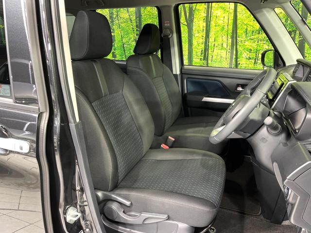 ルーミー カスタムＧ　４ＷＤ　両側電動ドア　ＳＤナビ　バックカメラ　寒冷地仕様　衝突軽減　レーダークルーズ　ＬＥＤライト　ＬＥＤフォグ　禁煙車　コーナーセンサー　ＬＥＤヘッド　ＥＴＣ　純正１４インチＡＷ　スマートキー（9枚目）