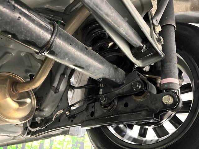 ルーミー カスタムＧ　４ＷＤ　両側電動ドア　ＳＤナビ　バックカメラ　寒冷地仕様　衝突軽減　レーダークルーズ　ＬＥＤライト　ＬＥＤフォグ　禁煙車　コーナーセンサー　ＬＥＤヘッド　ＥＴＣ　純正１４インチＡＷ　スマートキー（24枚目）