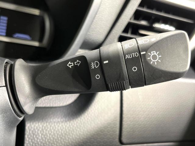 ルーミー カスタムＧ　４ＷＤ　両側電動ドア　ＳＤナビ　バックカメラ　寒冷地仕様　衝突軽減　レーダークルーズ　ＬＥＤライト　ＬＥＤフォグ　禁煙車　コーナーセンサー　ＬＥＤヘッド　ＥＴＣ　純正１４インチＡＷ　スマートキー（50枚目）